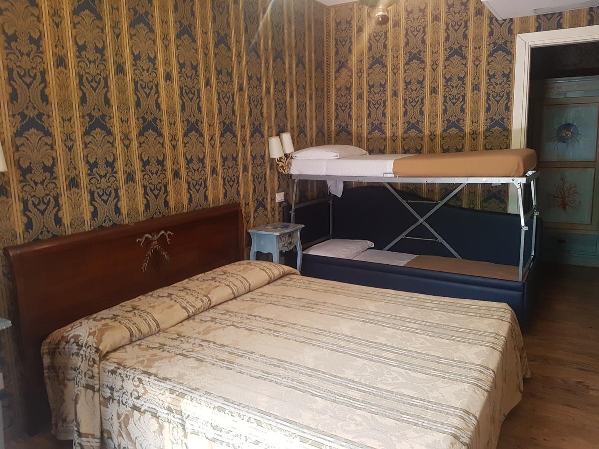 Venice Hotel Villa Dori มาร์เกรา ภายนอก รูปภาพ